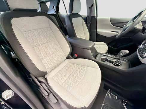 Used 2023 Chevrolet Equinox LT image 15