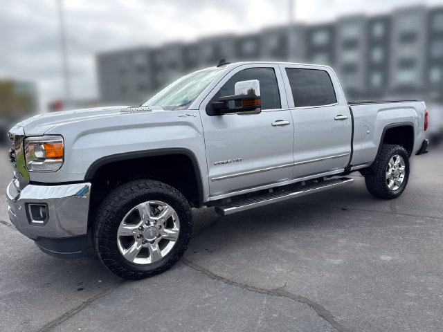 Used 2019 GMC Sierra 2500 SLT w/ Duramax Plus Package AWD/4WD 360° Tour