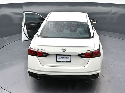 Used 2024 Nissan Altima 2.5 SR image 15