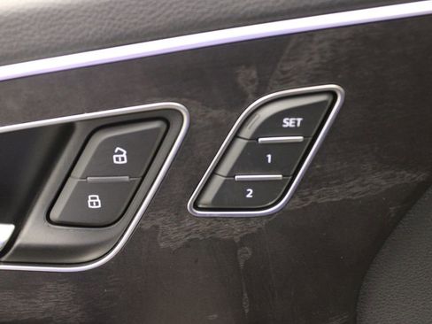 Used 2025 Audi Q7 3.0T Premium Plus w/ Premium Plus Package image 18