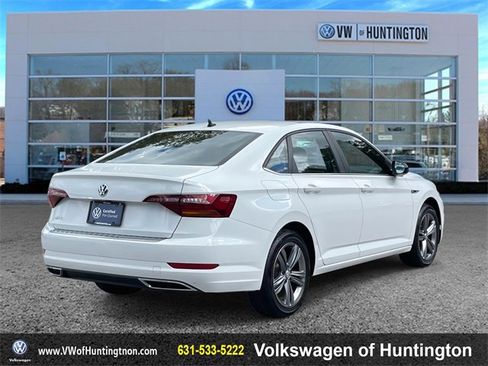 Certified 2019 Volkswagen Jetta R-Line w/ R-Line Cold Weather Package image 5