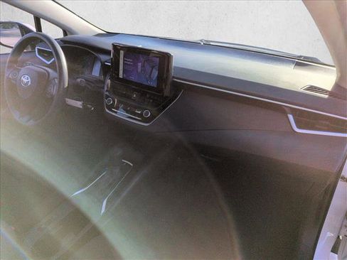 Used 2023 Toyota Corolla LE image 20