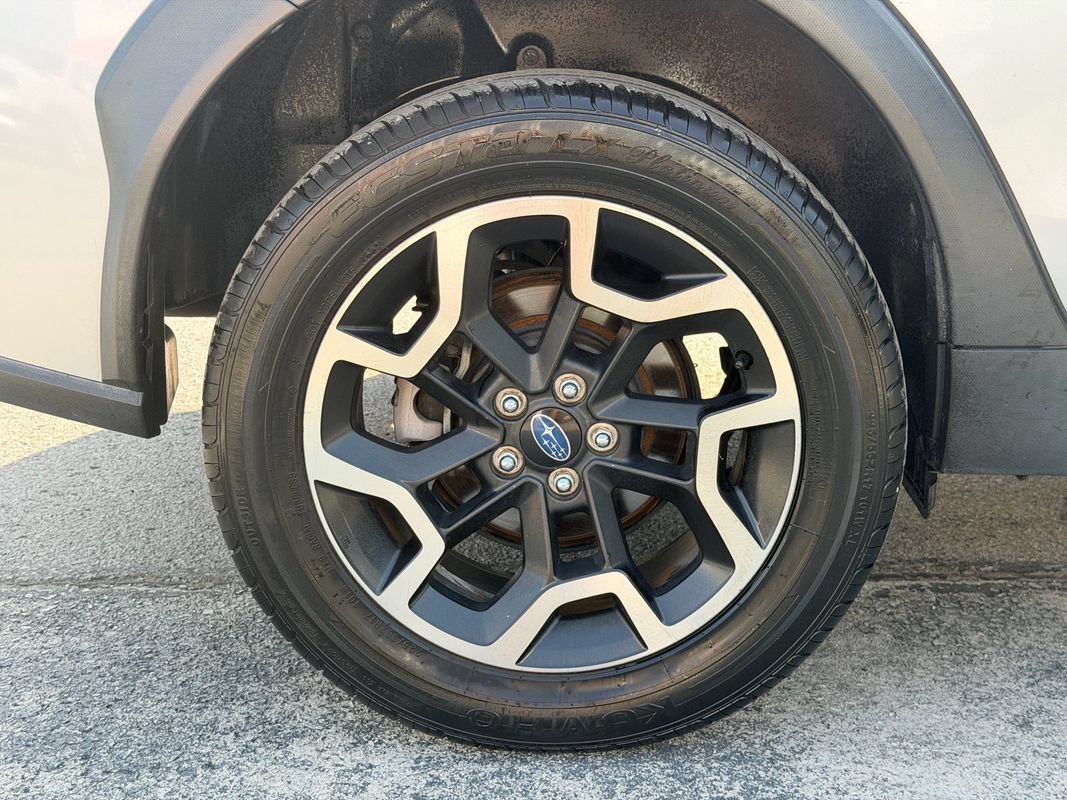 Used 2017 Subaru Crosstrek 2.0i Premium AWD/4WD image 29