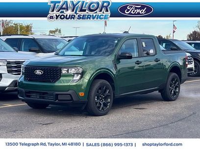 New 2025 Ford Maverick XLT w/ XLT Luxury Package