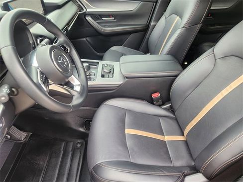 Used 2025 MAZDA CX-70 Plug-In Hybrid w/ Premium Plus image 13