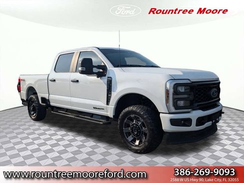 Used 2024 Ford F250 XL w/ STX Appearance Package AWD/4WD image 1