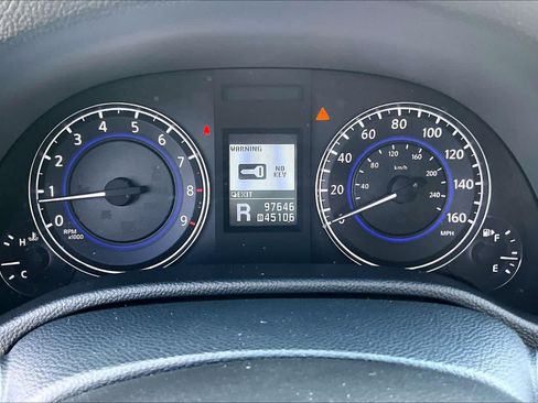 Used 2011 INFINITI G37 Journey w/ Premium Pkg RWD image 22