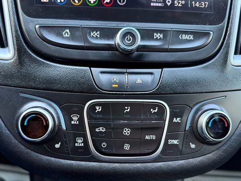 Used 2023 Chevrolet Malibu LT image 18