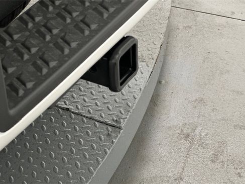 Used 2023 Nissan Titan Platinum Reserve w/ Moonroof Package image 18