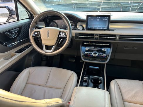 Certified 2022 Lincoln Corsair AWD w/ Premium Package image 30