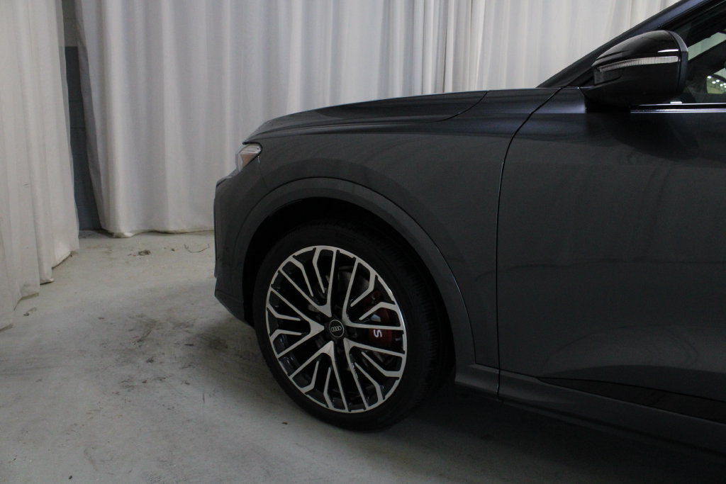 New 2026 Audi SQ5 Premium Plus AWD/4WD image 29
