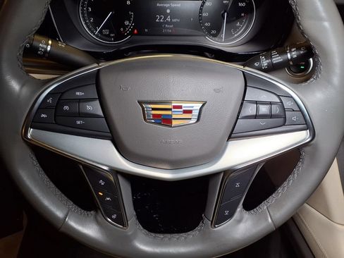 Certified 2023 Cadillac XT5 Premium Luxury FWD image 8