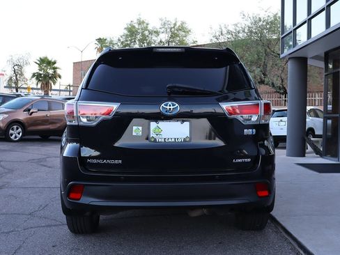 Used 2016 Toyota Highlander Limited Platinum AWD/4WD image 11