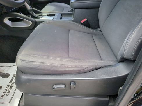 Used 2022 Nissan Frontier SV w/ Technology Package RWD image 21