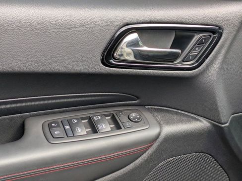 Used 2024 Dodge Durango GT image 10