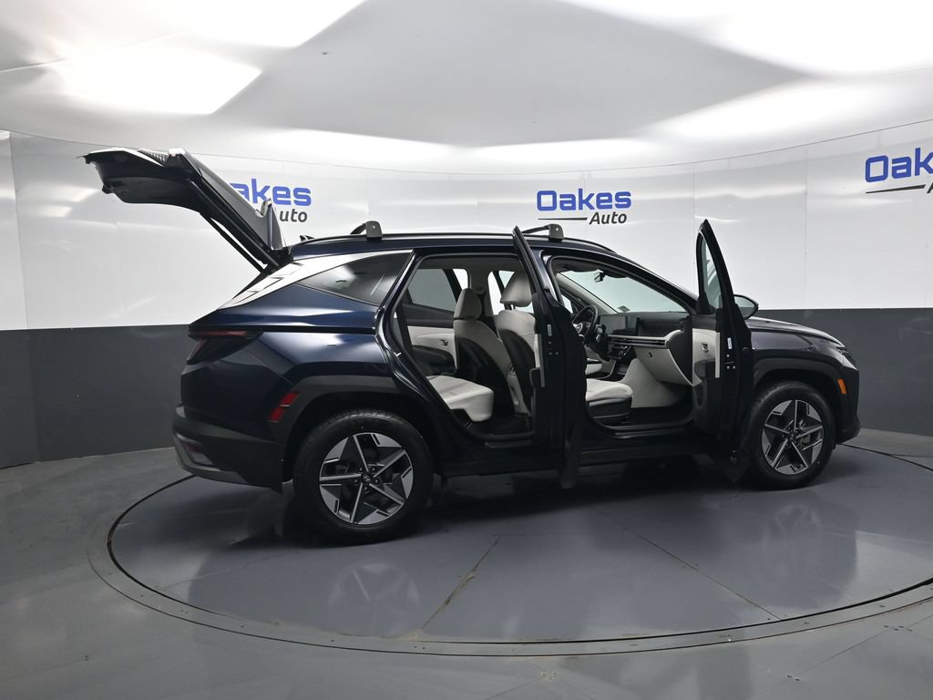 Used 2025 Hyundai Tucson SEL AWD/4WD image 55