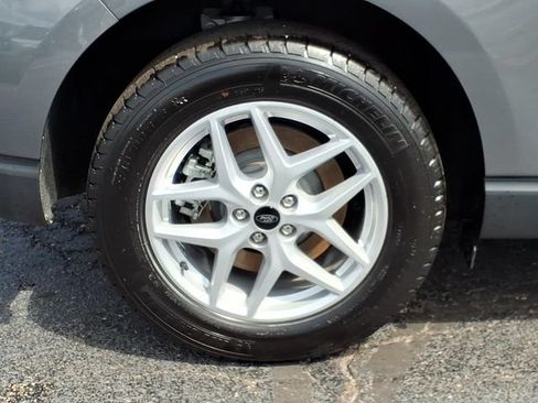 Used 2024 Ford Edge SEL w/ Convenience Package AWD/4WD image 7
