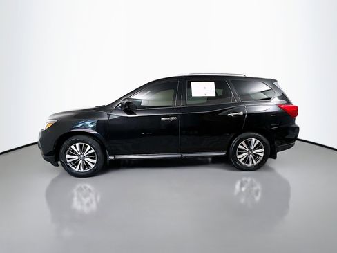 Used 2017 Nissan Pathfinder SL w/ SL Tech Package FWD image 9