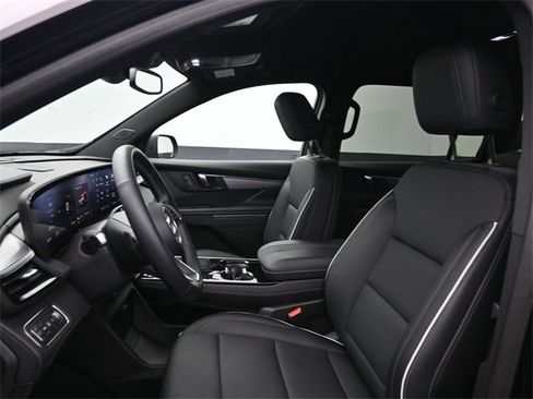 Used 2025 Buick Enclave Preferred image 15