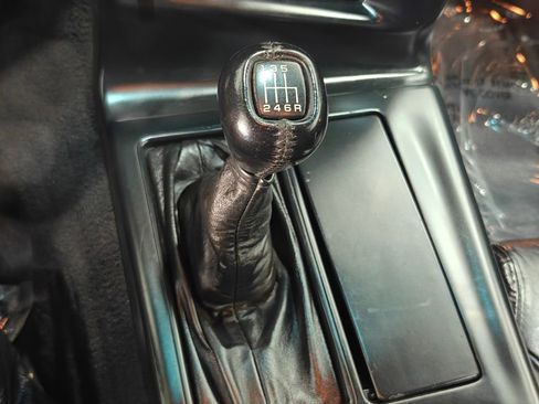 Used 1996 Chevrolet Corvette Coupe RWD image 6