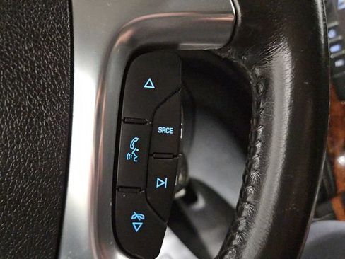 Used 2013 Chevrolet Traverse LT w/ All-Star Edition AWD/4WD image 36