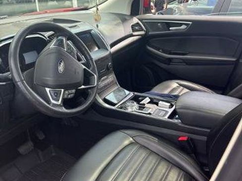 Certified 2020 Ford Edge SEL w/ Convenience Package AWD/4WD image 4