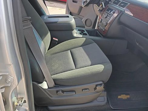 Used 2013 Chevrolet Avalanche LS w/ All-Star Edition RWD image 16