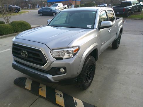 Used 2021 Toyota Tacoma SR5 image 6
