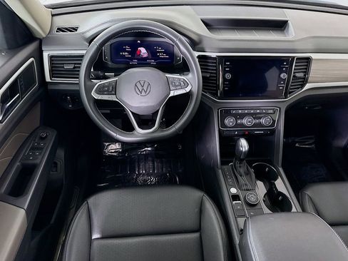 Used 2021 Volkswagen Atlas SEL image 3
