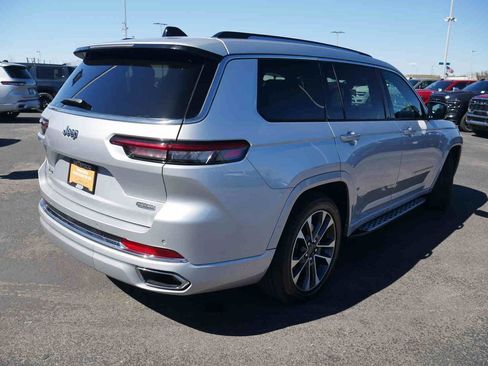 Certified 2023 Jeep Grand Cherokee L Overland image 19