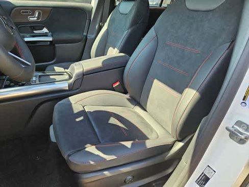 Used 2026 Mercedes-Benz GLA 250 image 14