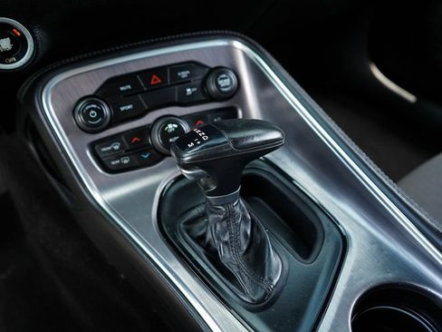 Used 2017 Dodge Challenger SXT RWD image 32