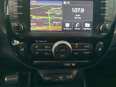 Used 2018 Kia Soul ! w/ Tech Package FWD image 20