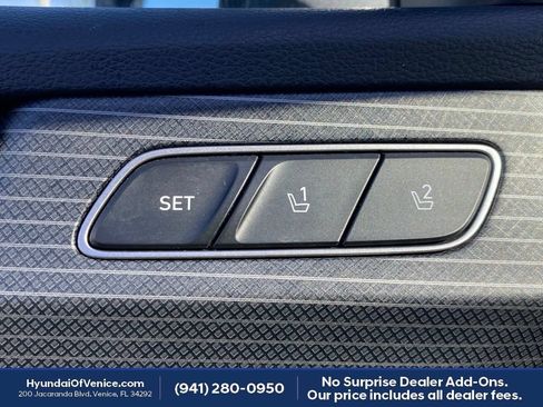 Used 2024 Hyundai Palisade Limited FWD image 10