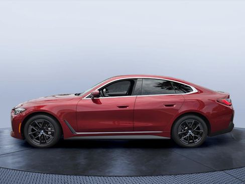 Certified 2025 BMW i4 eDrive40 w/ Premium Package RWD image 3