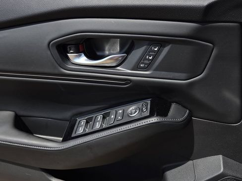Used 2023 Honda Accord Touring image 20