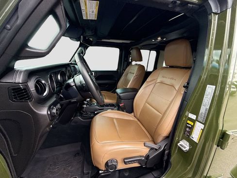 Used 2022 Jeep Wrangler Unlimited Sahara w/ Safety Group AWD/4WD image 23