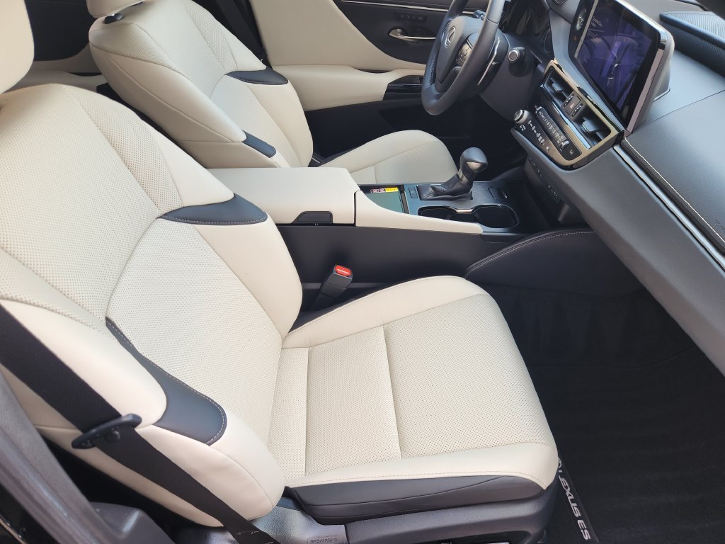Certified 2025 Lexus ES 350 w/ Premium Package FWD image 14
