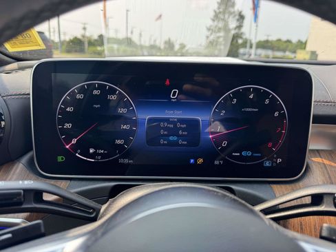 Used 2022 Mercedes-Benz C 300 4MATIC Sedan w/ Pinnacle Trim Package image 33