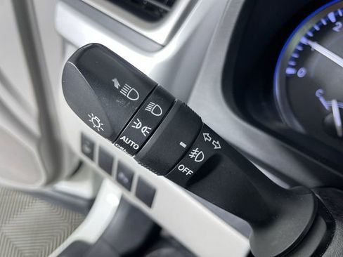 Used 2017 Toyota Highlander Limited image 30