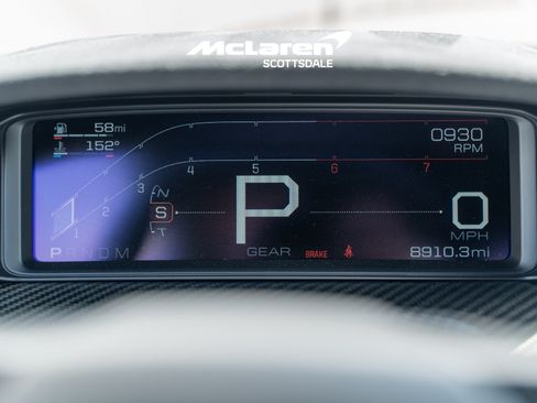 Used 2019 Ford GT RWD image 14