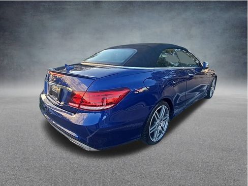 Used 2017 Mercedes-Benz E 400 E 400 image 32