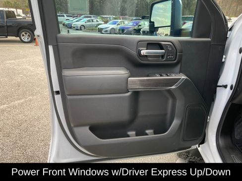 Used 2021 Chevrolet Silverado 2500 LTZ w/ LTZ Convenience Package image 11
