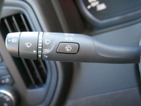 Certified 2023 Chevrolet Silverado 1500 Custom image 23