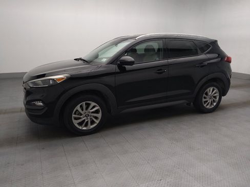 Used 2016 Hyundai Tucson SE w/ Option Group 02 FWD image 2