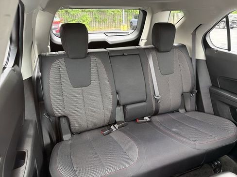 Used 2017 Chevrolet Equinox LT w/ Convenience Package FWD image 16