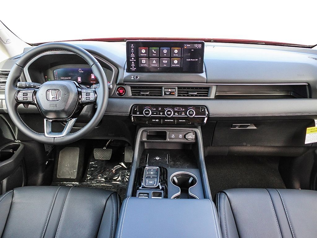 New 2026 Honda Pilot Touring image 14