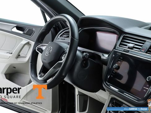 Used 2022 Volkswagen Tiguan SE R-Line FWD image 35