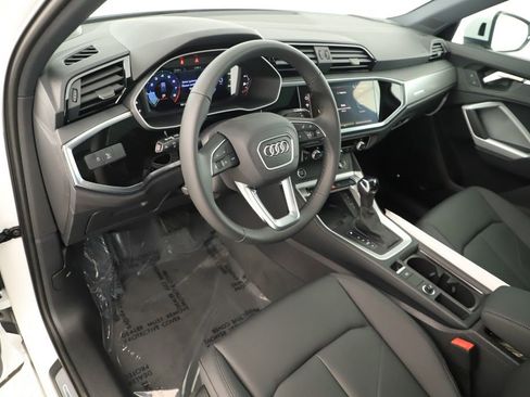 New 2025 Audi Q3 2.0T Premium image 15