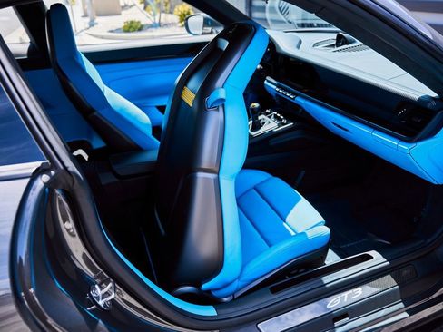Used 2022 Porsche 911 GT3 RWD image 43